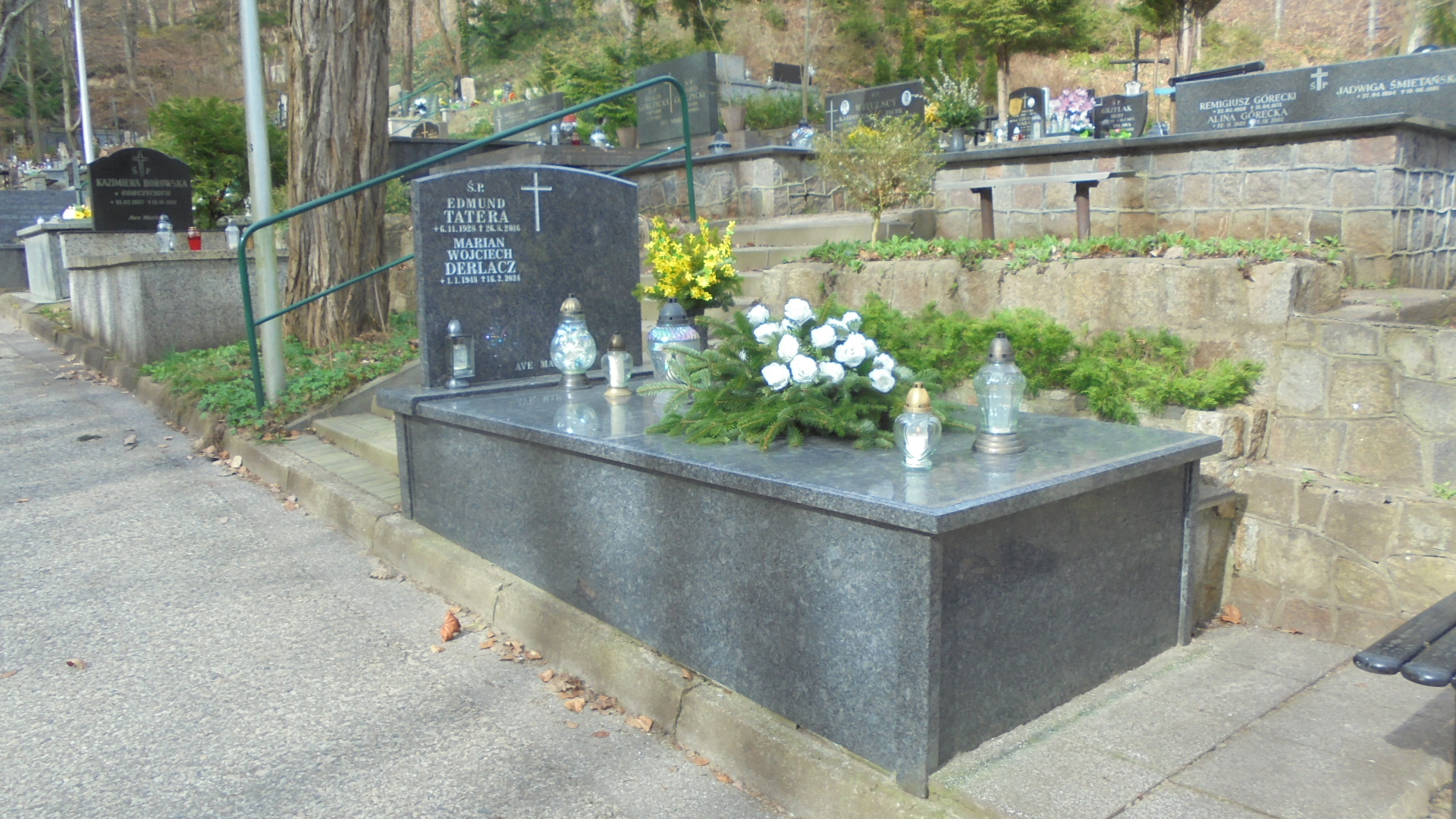 Grób EDMUND TATERA