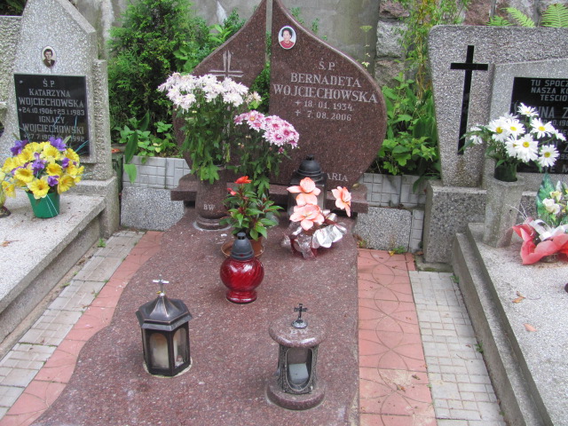 Bernadeta WOJCIECHOWSKA 1934 Gdynia - Grobonet - Wyszukiwarka osób pochowanych