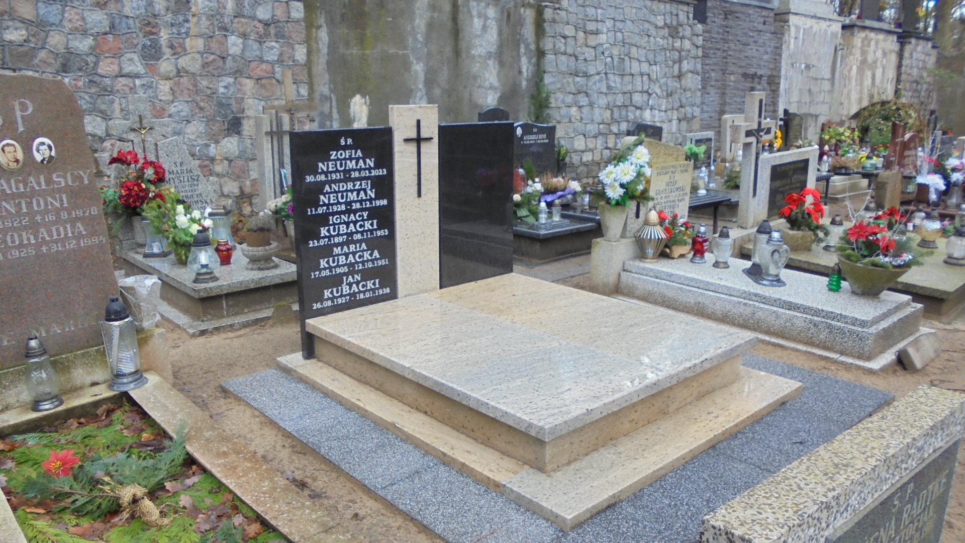 Grób ZOFIA NEUMAN
