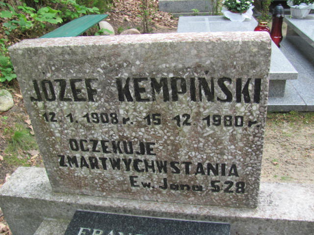 Józef KEMPIŃSKI 1908 Gdynia - Grobonet - Wyszukiwarka osób pochowanych