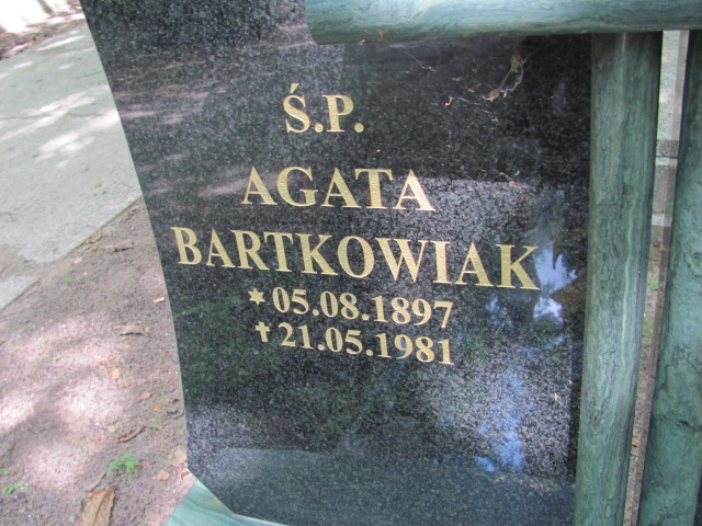 Agata BARTKOWIAK Gdynia - Grobonet - Wyszukiwarka osób pochowanych