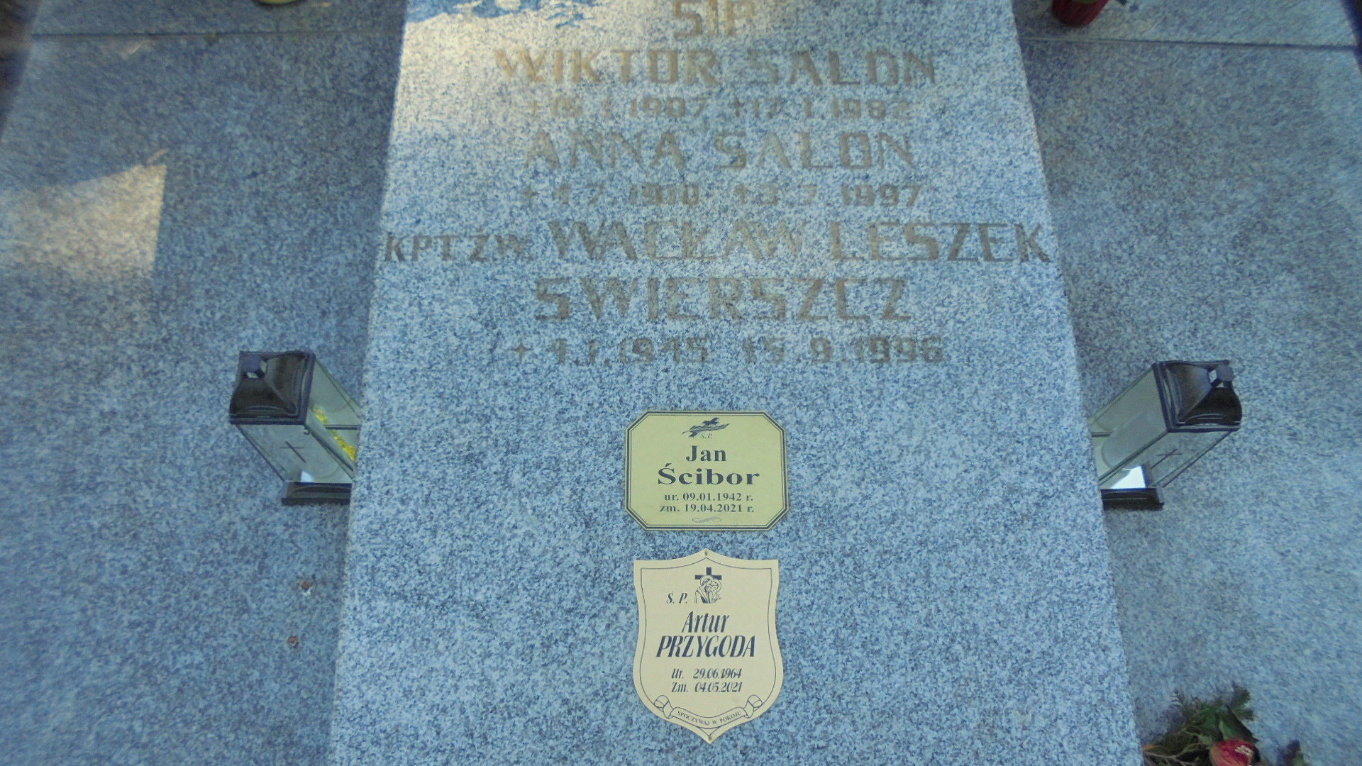 Wiktor SALON 1907 Gdynia - Grobonet - Wyszukiwarka osób pochowanych