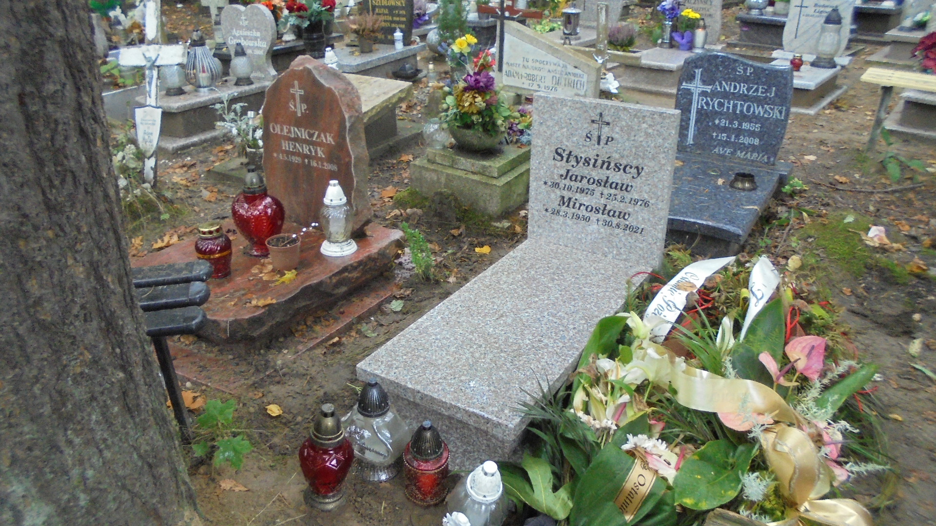 Grób MIROSŁAW STYSIŃSKI