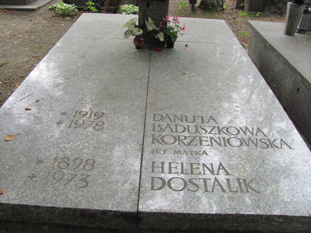 Danuta Karolina BADUSZKOWA-KORZENIOWSKA 1919 Gdynia - Grobonet - Wyszukiwarka osób pochowanych