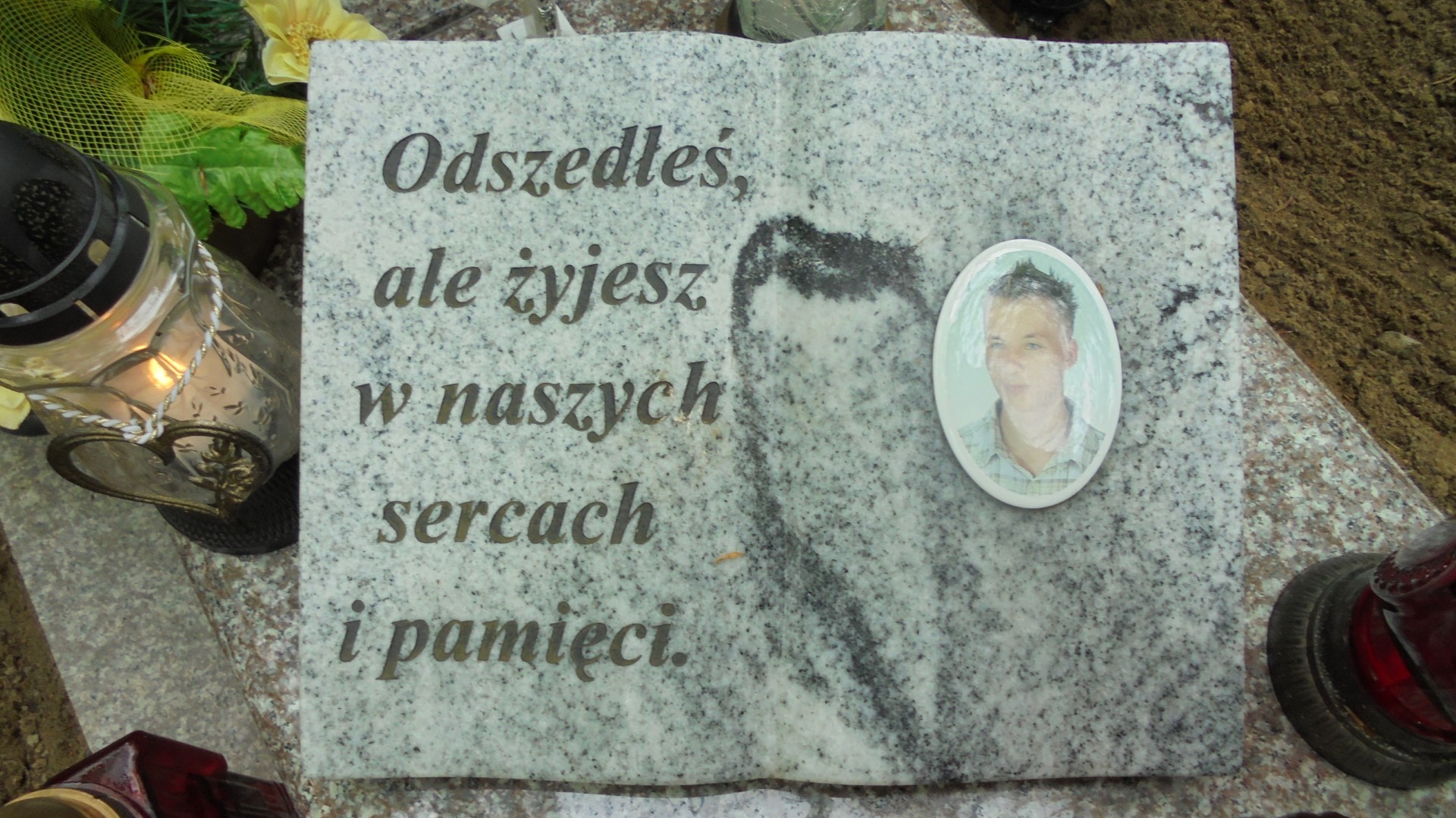 Tomasz BARCZAK 1992 Gdynia - Grobonet - Wyszukiwarka osób pochowanych