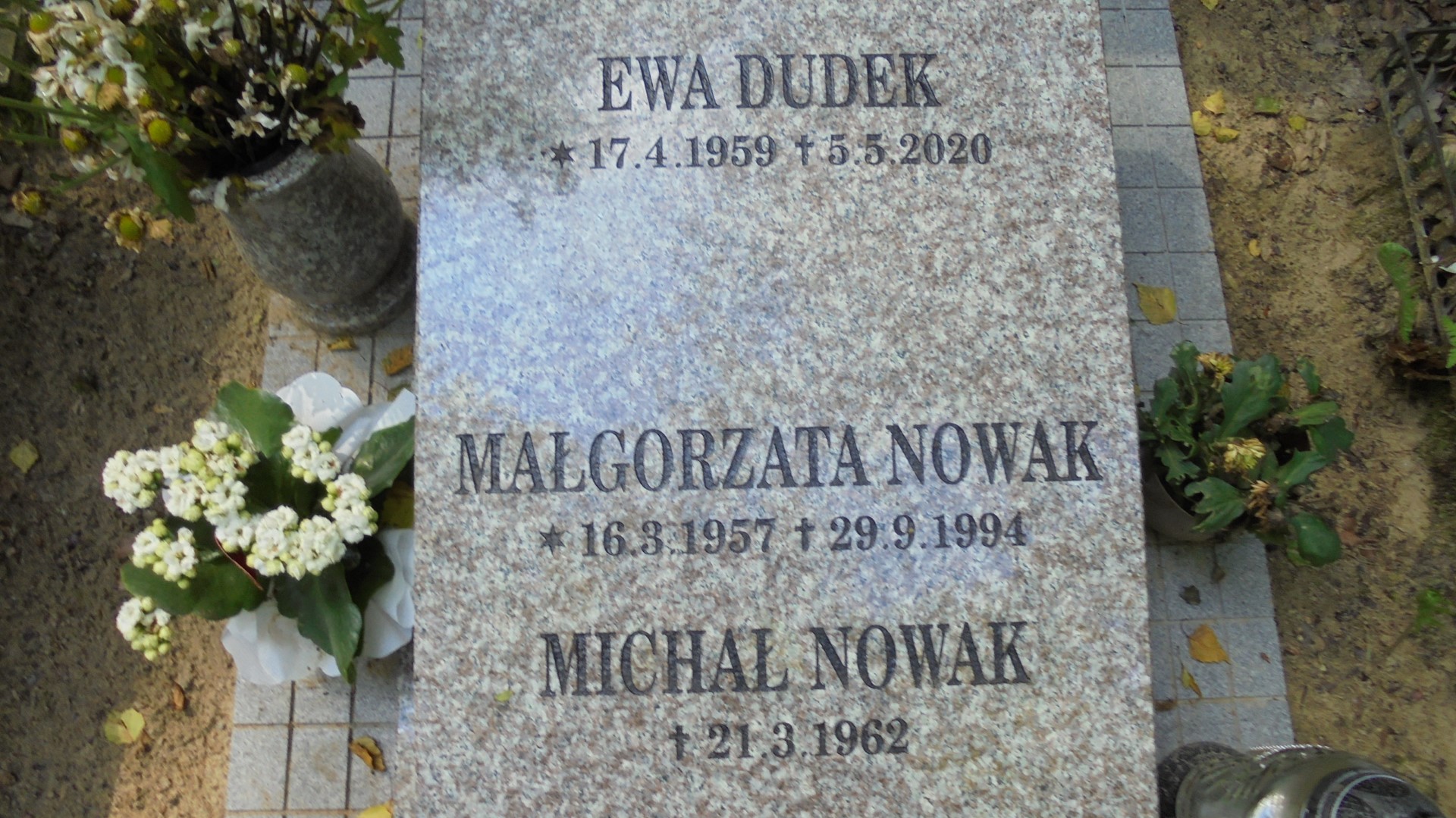 Małgorzata NOWAK 1957 Gdynia - Grobonet - Wyszukiwarka osób pochowanych