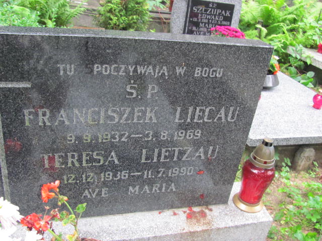 Tomasz Franciszek LIECAU 1961 Gdynia - Grobonet - Wyszukiwarka osób pochowanych
