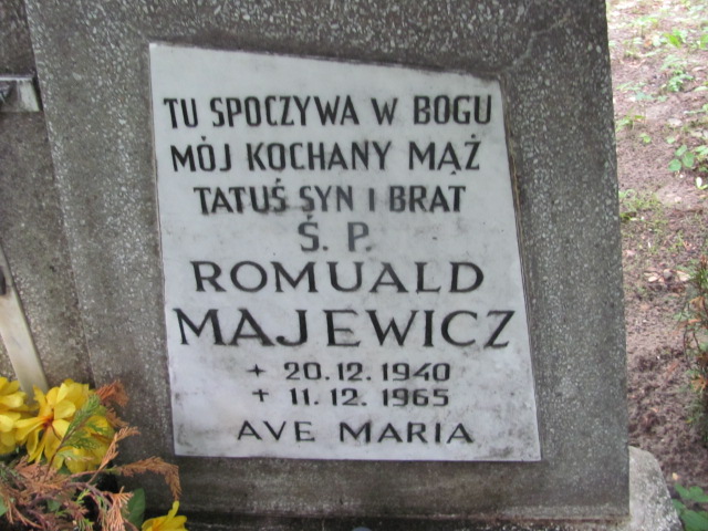Romuald MAJEWICZ 1940 Gdynia - Grobonet - Wyszukiwarka osób pochowanych