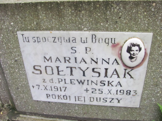 Elżbieta SOŁTYSIAK 1919 Gdynia - Grobonet - Wyszukiwarka osób pochowanych