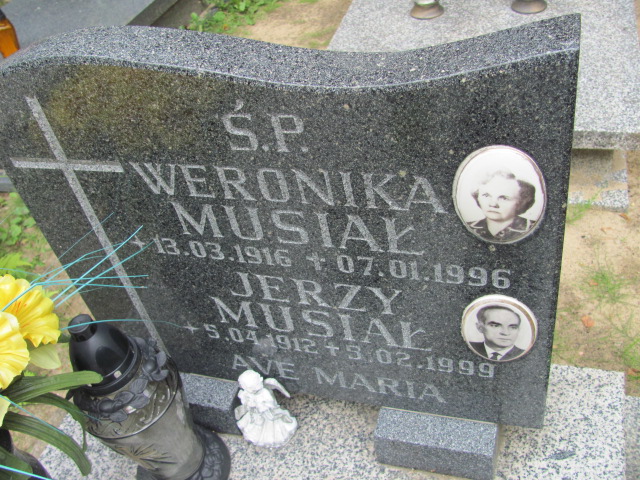 Weronika MUSIAŁ 1916 Gdynia - Grobonet - Wyszukiwarka osób pochowanych