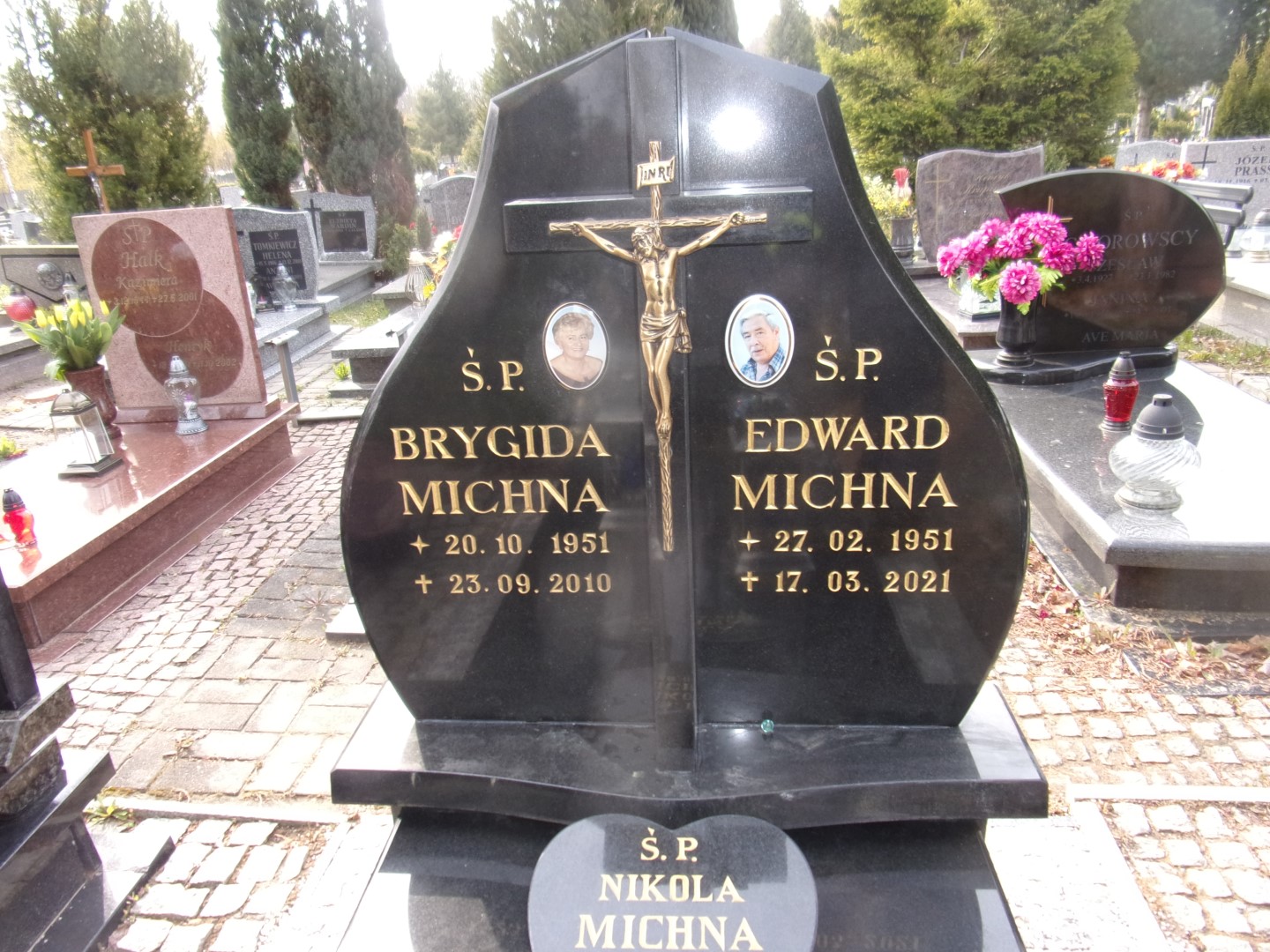 NIKOLA DZIECKO MICHNA 2001 Gdynia - Grobonet - Wyszukiwarka osób pochowanych