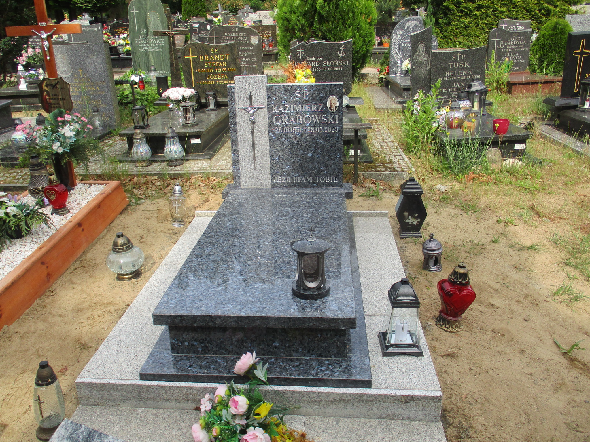 Grób KAZIMIERZ GRABOWSKI