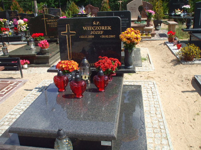 Grób MARIANNA WIECZOREK