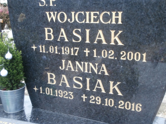 Wojciech BASIAK 1917 Gdynia - Grobonet - Wyszukiwarka osób pochowanych