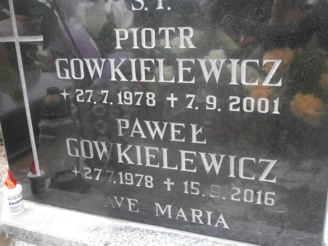 Paweł GOWKIELEWICZ 1978 Gdynia - Grobonet - Wyszukiwarka osób pochowanych