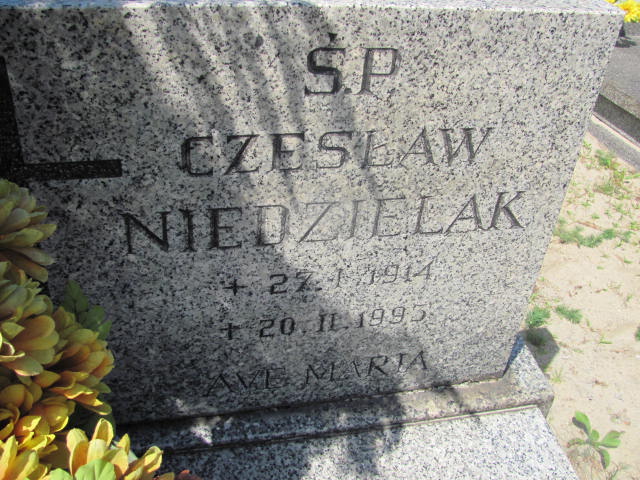 Czesław NIEDZIELAK 1914 Gdynia - Grobonet - Wyszukiwarka osób pochowanych