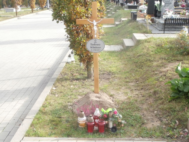 Grób TADEUSZ KLINKOSZ