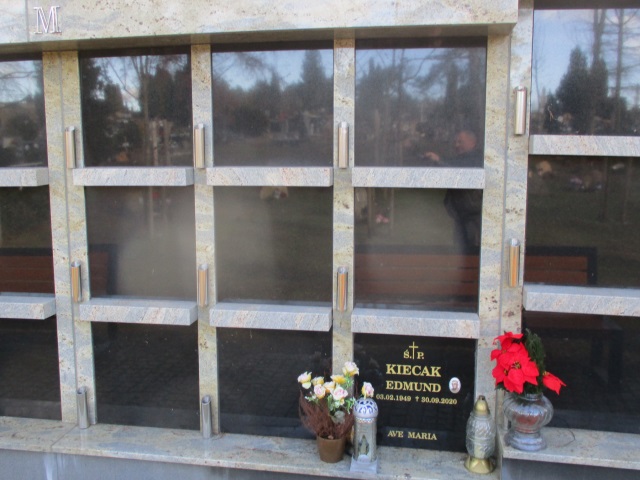 Grób EDMUND KIECAK